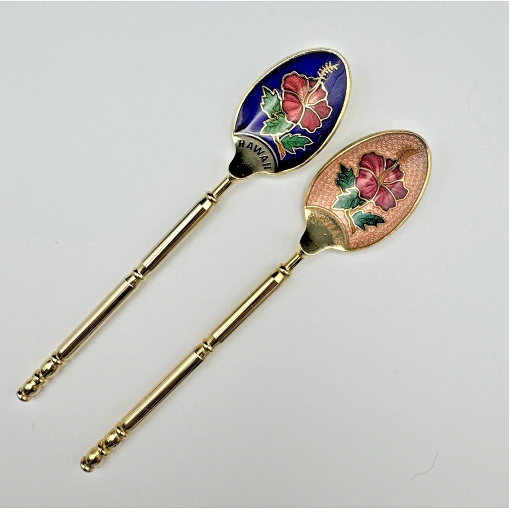 Vintage: Set Of‎ 2 Gold Tone Hibiscus Cloisonné Hawaii Souvenir Collector Spoons